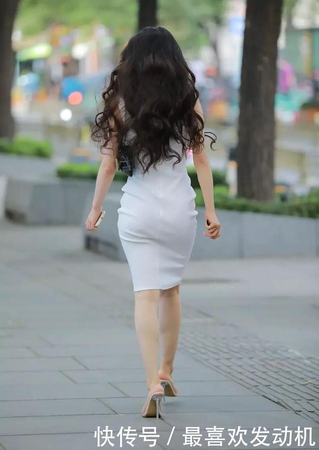 “胯大肩宽”并非万能，穿搭上稍有不慎，同样会让你哭笑不得！