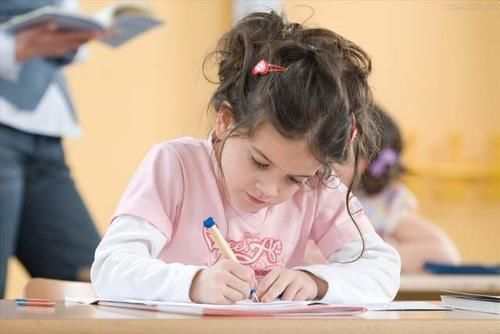 马云|小学生作文只有九个字,老师看完内容,直接给了满分