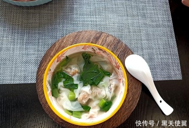 好吃|馄饨馅怎么调好吃?朋友圈3000好友天天催,做法终于来了