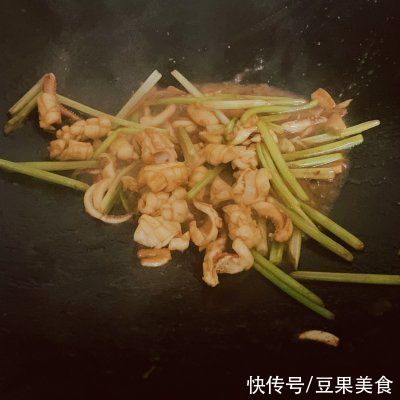 六月鲜|#一勺葱伴侣，成就招牌美味#酱香鱿鱼