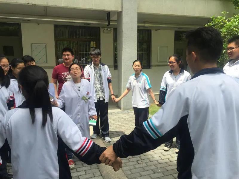 烦恼|讲述烦恼、表达担忧……宝山首个儿童青少年心理门诊开诊啦！