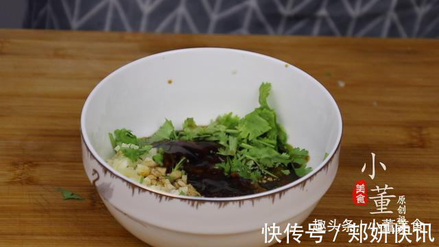凉拌菜好吃有诀窍,学会万能凉拌汁,不管拌啥菜都好吃
