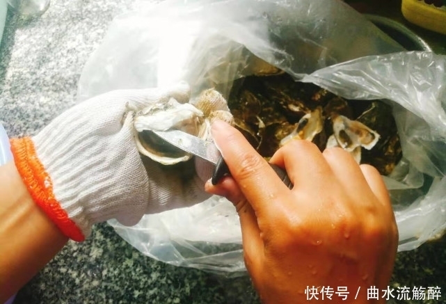 失败|蒜蓉烤生蚝怎么做？看看我家0失败做法，一共就两步