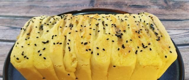 玉米面最解馋的吃法,不加一滴水,蓬松暄软,好吃到停不下来