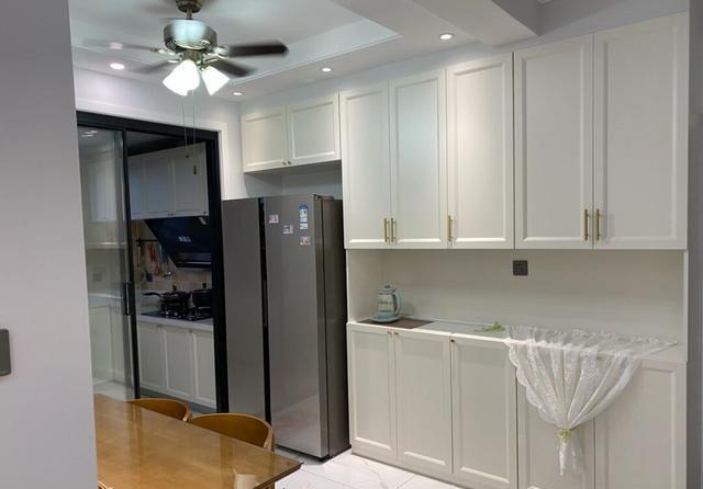 玄关|第一次装修新房，完工后的效果还不错，玄关鞋柜一家人都很满意