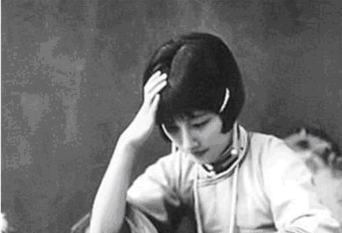 祭奠|徐志摩的葬礼热闹非凡,但一年后,祭奠他的只剩下了陆小曼