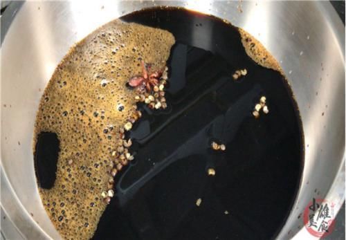 大厨|辣椒不要炒着吃了,大厨教你新吃法,开水里一煮,一次3斤都不够