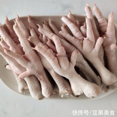 最爱的柠檬百香果泡鸡爪|#夏日开胃餐#夏天最爱的柠檬百香果泡鸡爪