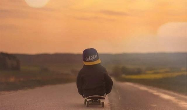 孩子|无论家里谁带娃,这4种行为要制止,大人累不说,还容易毁了娃