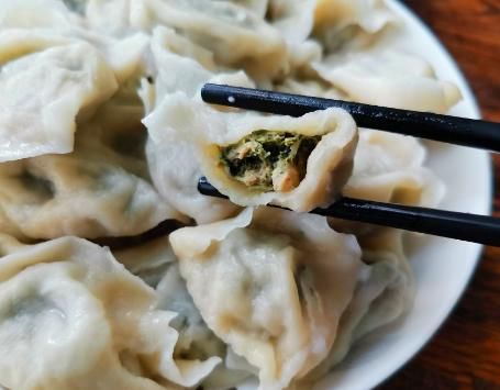 调荠菜馅，牢记“2要2不要”，荠菜鲜香入味，脆嫩不涩，超好吃