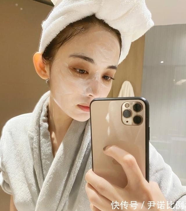 毛孔|女生敷面膜时,尽量少犯这3个“错误”!不然毛孔容易变大