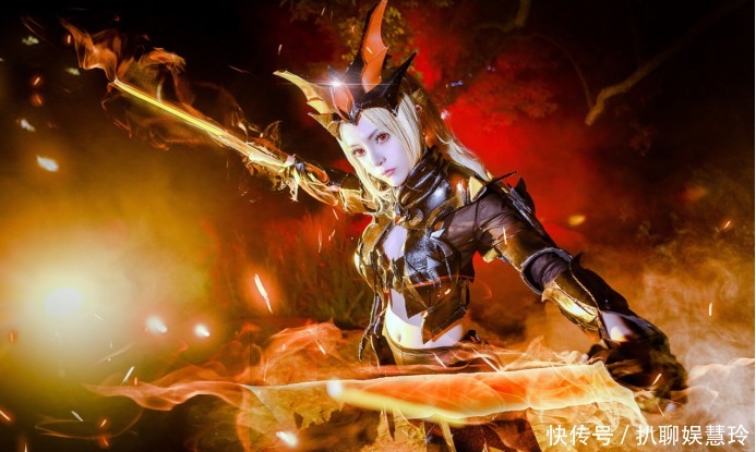 icon|这个小姐姐一件肉装没出,花木兰COS赏析