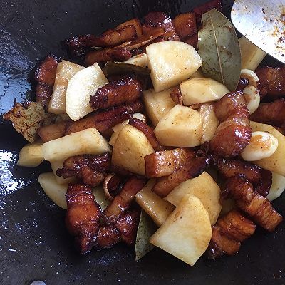 红烧肉土豆