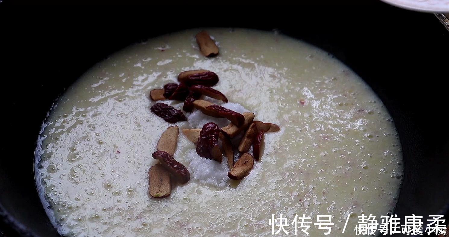 浓汤|吃了30年玉米，头一次见玉米棒这做法，别扔了，老人孩子都爱吃