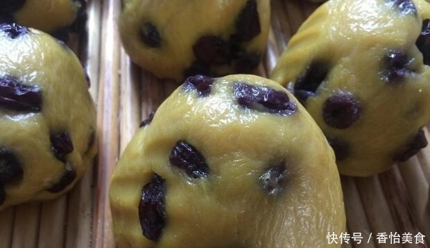 不放面粉,不放酵母,做家人爱吃的馒头,软糯香甜,一锅不够吃