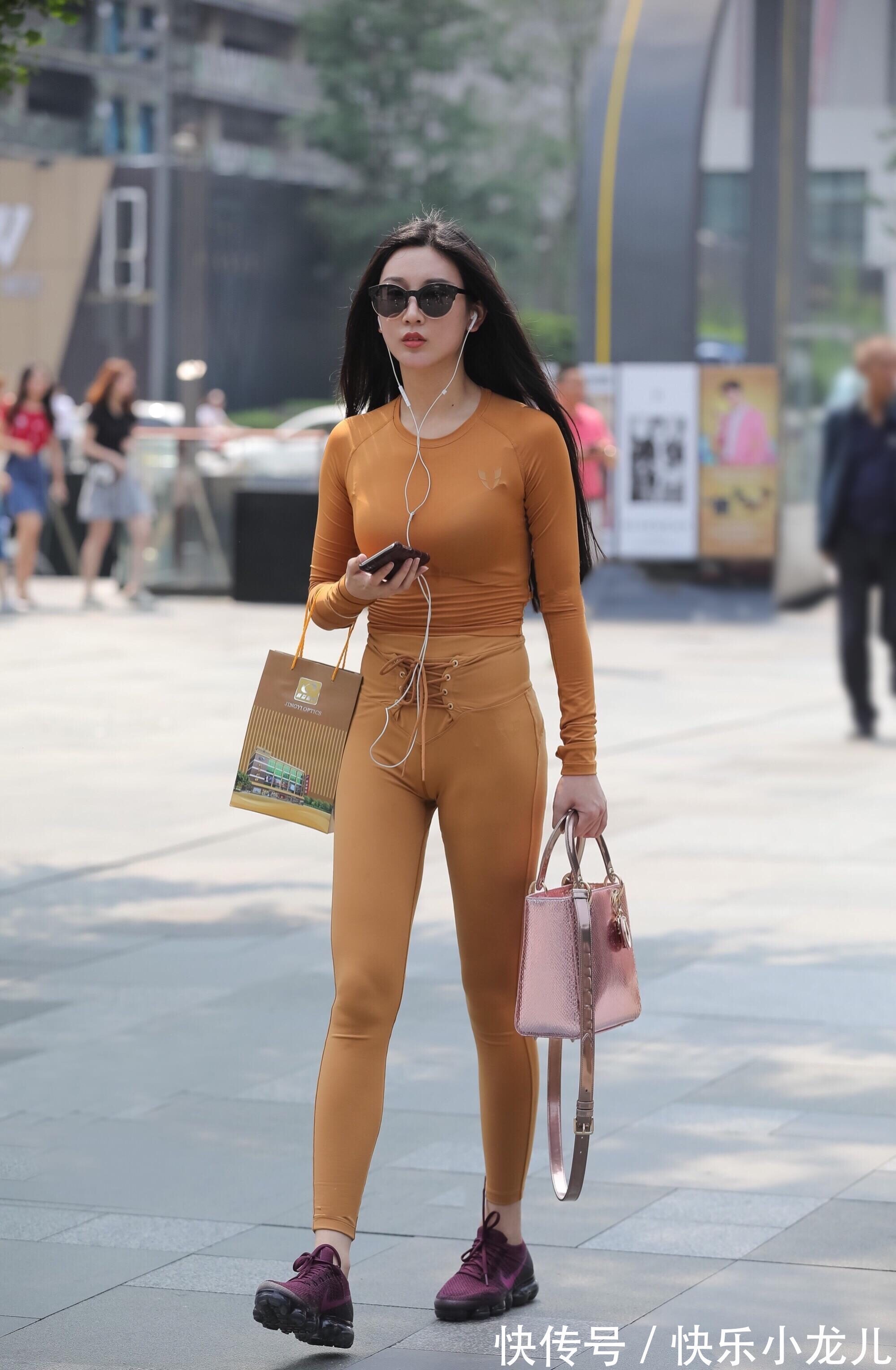 打底裤 打底裤穿着高贵典雅释放淑女气质,增加整体时尚感