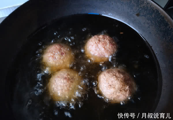 松鼠桂鱼|年夜饭想露一手，试试这道国宴菜，做法简单，待客也有面子！