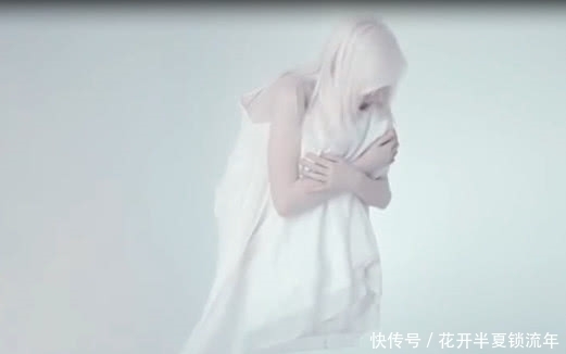 落入凡间|乌克兰美女患白化病，全身一片雪白，宛如天使落凡尘！