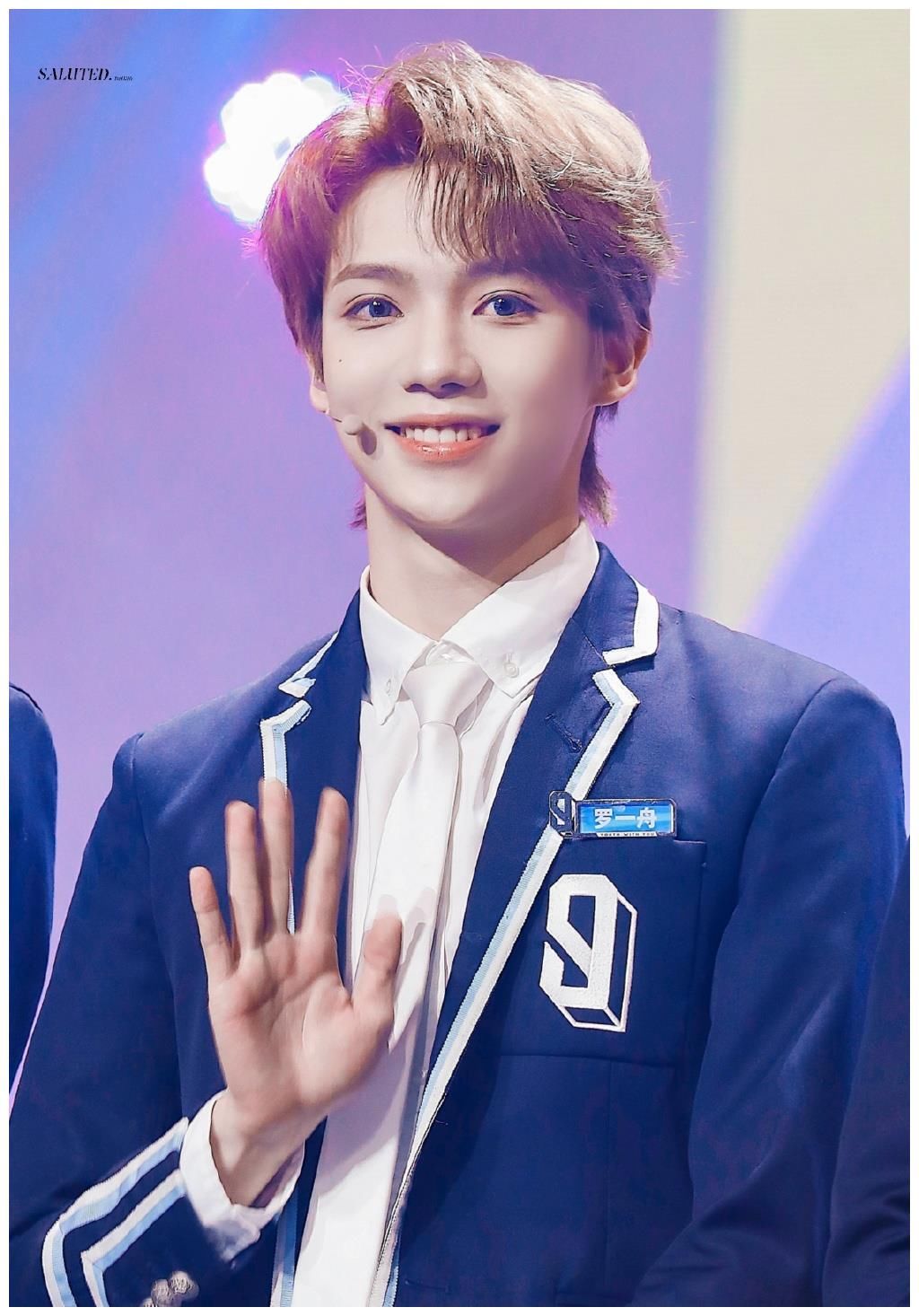 《青你3》训练压力大？草鱼晒斑秃诊断报告后，罗一舟也被发现斑秃