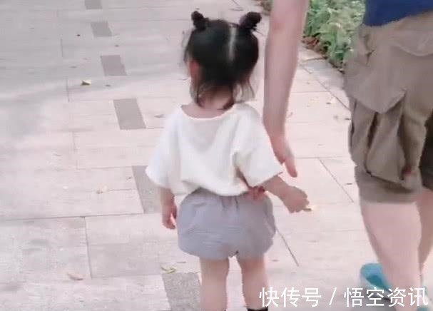 宝宝|“犟脾气宝宝”和奶爸生气火了,网友像极了爱情!