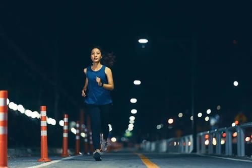 养生|入秋后,长寿养生请记住:早起3不要,饭后3不急,睡前3不宜