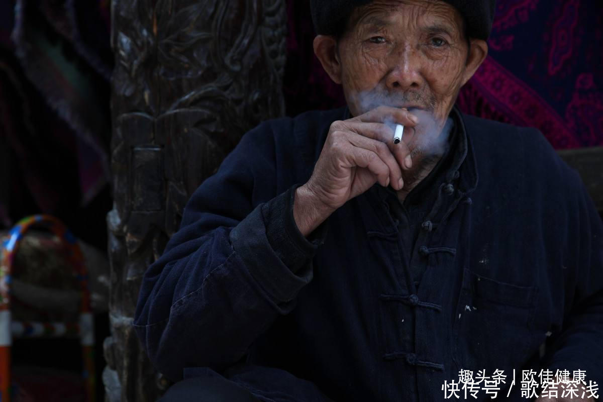 表现|四大表现预示老年痴呆50岁后想要不痴呆,牢牢记住这三个字
