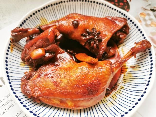 油烫鸭|入秋后，吃牛肉羊肉不如吃鸭肉，高蛋白易消化，滋补润燥不上火