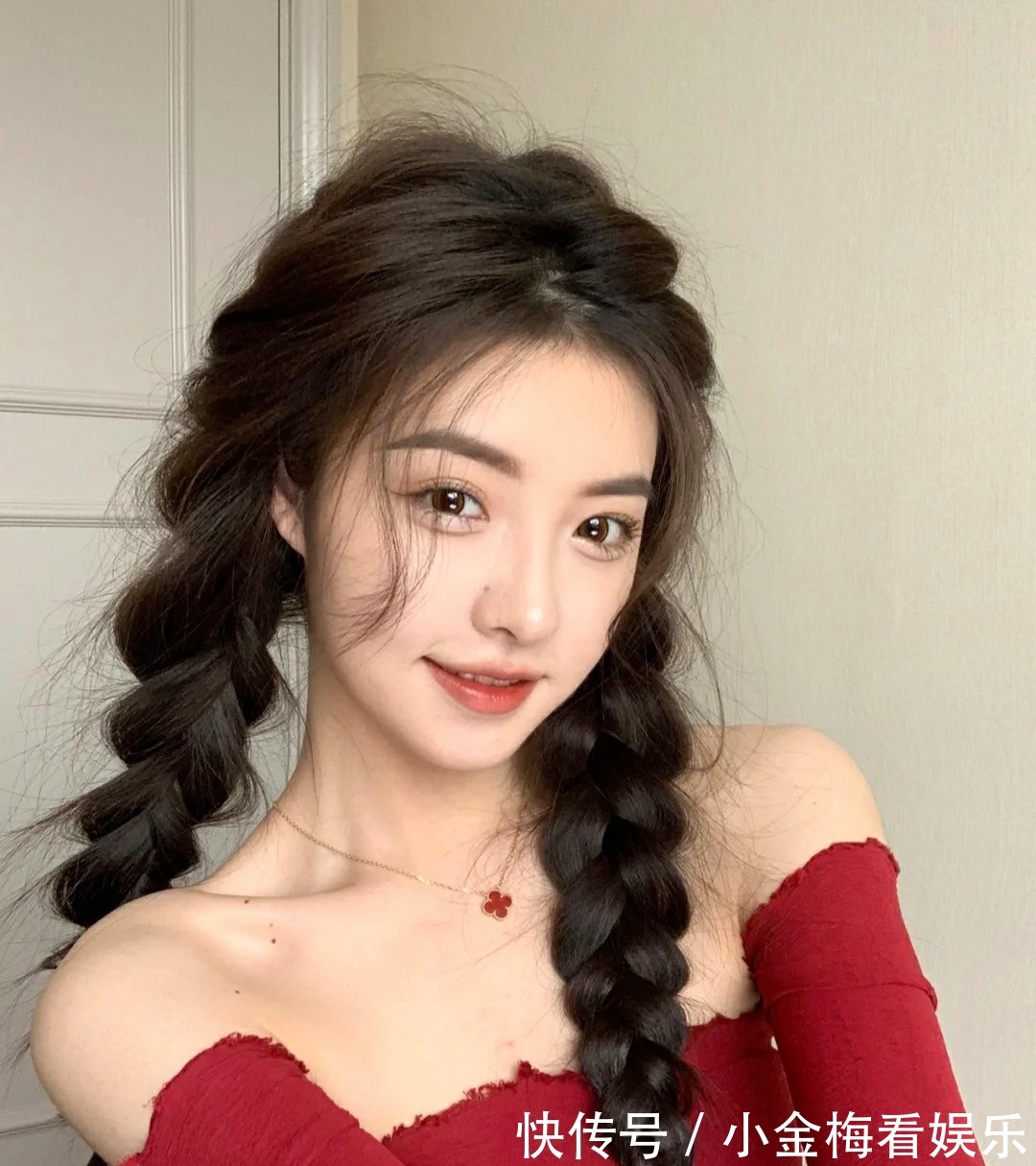 颜值|发型影响着你的颜值,日常的百搭发型值得尝试,简约又百搭