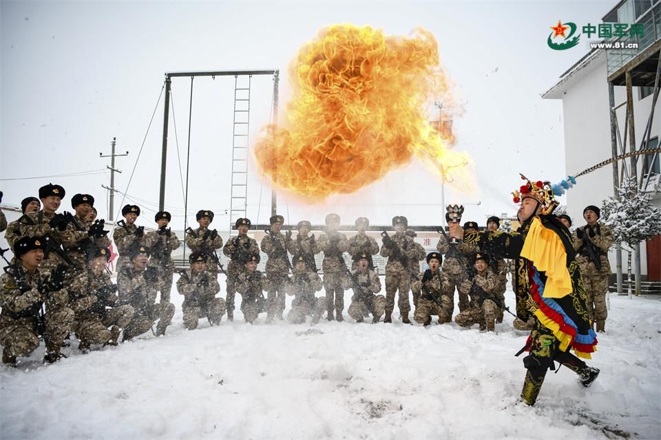 伴着春风而来丨武警甘肃总队“五送”服务下基层活动深受欢迎