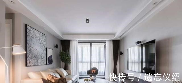 住宅|台式简约的四室住宅，巧用黑白灰三色，让生活节奏慢下来！
