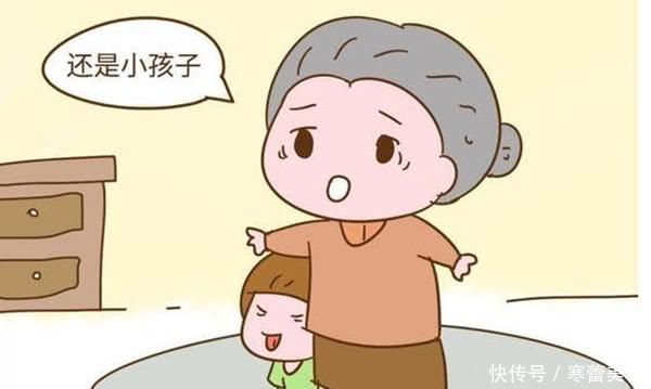 妈妈教育孩子时奶奶“搅局”,争吵中妈妈拿起刀捅了自己7刀