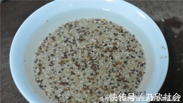 小姐姐|减肥也能吃主食!用5种食材做杂粮包,比白面馒头香,越吃越瘦!