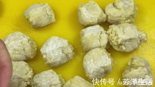 年后我家吃得最多是它,加一物一蒸,放特制的料汤中拌一拌,是真好吃