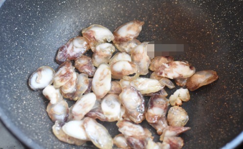 冬天最馋的一道菜,只需下锅一炒,不加一滴油,太香太下饭了