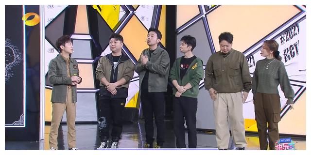 快乐大本营本期看点:雷佳音把人形立牌折断,杨幂被吓到!