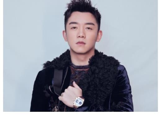 郑恺投资的火锅店又被投诉,他却悄悄退出股东,网友:是巧合吗?