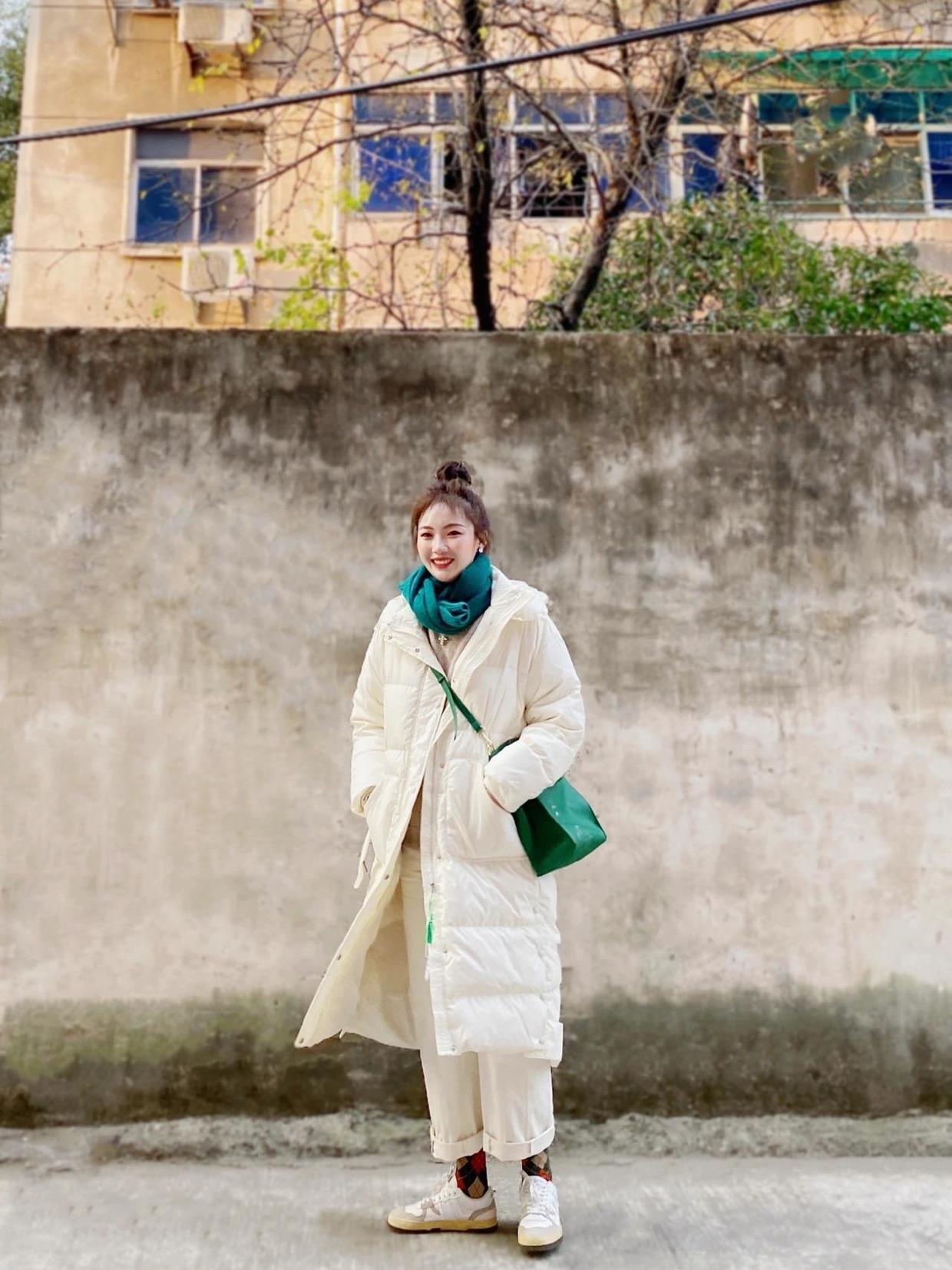 茧型 这是什么神仙搭配?超长款羽绒服让你暖暖过冬,无惧寒风