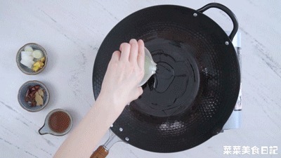 秒杀餐馆！这菜下饭又解馋，哪还用出去排队吃