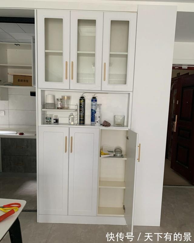 榻榻米|耗时半年新房终于完工,北欧风格很满意,过道设计柜子很实用