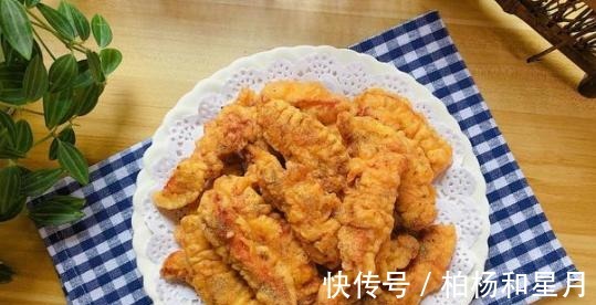 外酥|鸡胸肉不要总炒着吃了,试试这做法,外酥里嫩,吃着特解馋!