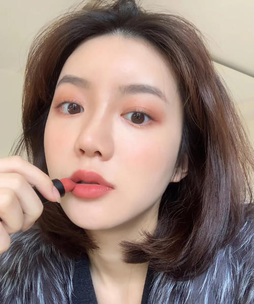 我摊牌了，黄皮女人的“有效口红”是这5支