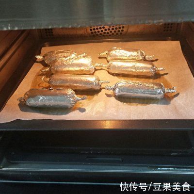 自制|超经典的自制肉肠在家也能做