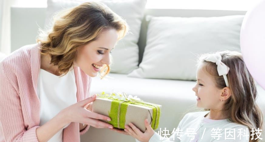 父母|父母不能陪孩子一辈子,一定要教会孩子3件事,以便未来更好成长