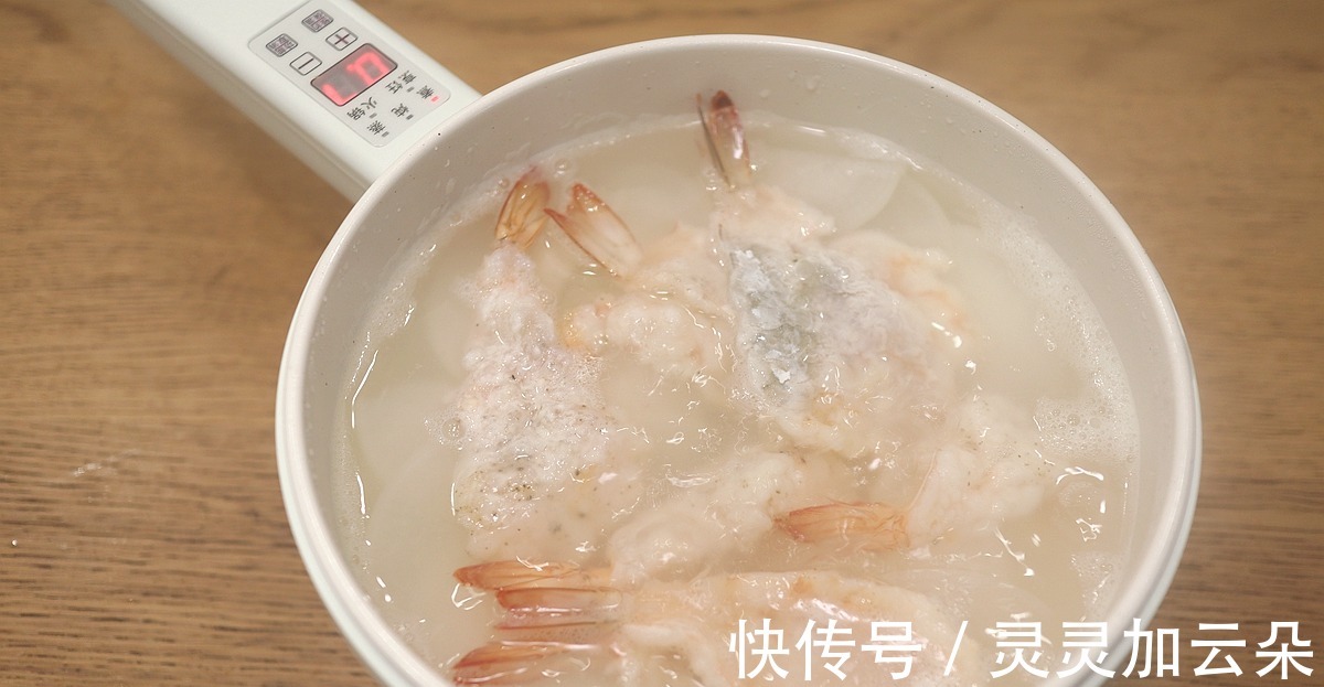 虾饼|立秋多喝这锅萝卜汤,清鲜甜美开胃顺气,搭配多种食材美得很!