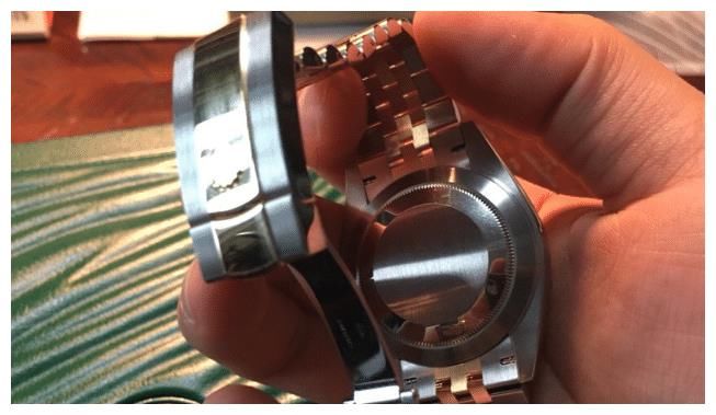 有钱人戴什么劳力士？看看朱一旦演绎的《有钱人的枯燥生活》