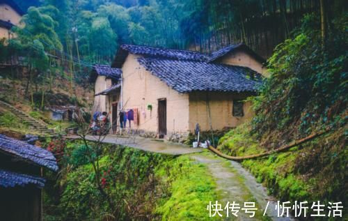 宅基地|户口在农村房子卖了,现在准备拆迁,请问这种情况有拆迁补偿吗