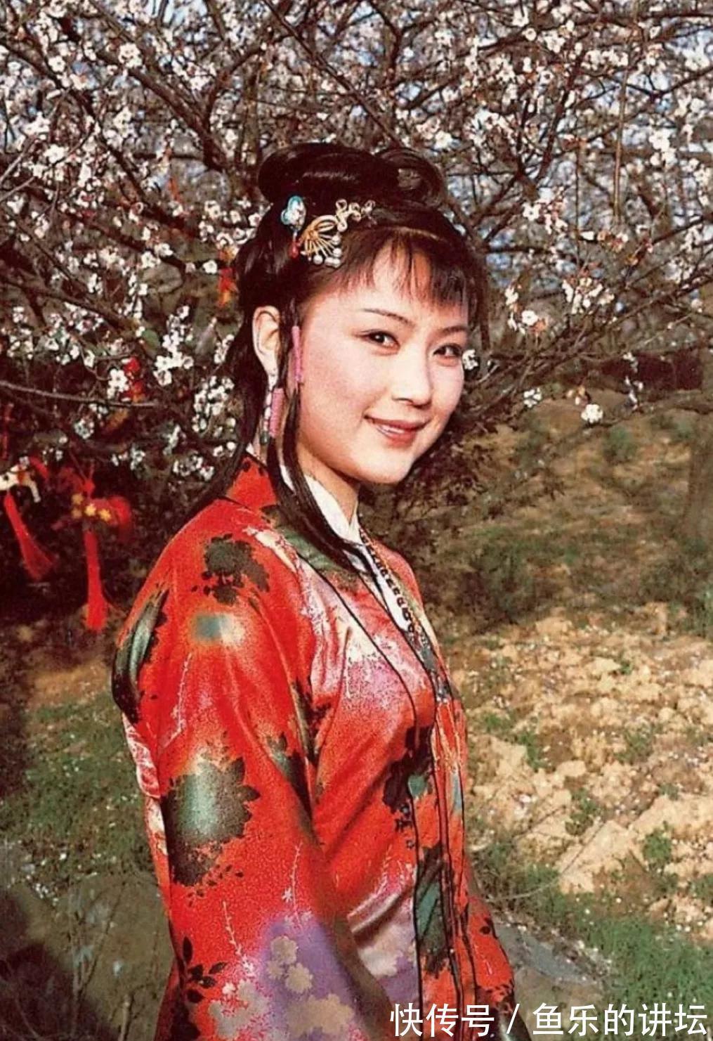 胳膊&《红楼梦》里写史湘云露胳膊,是想告诉大家什么?