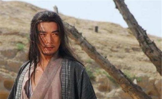 他是梁山唯一看透结局的人,称病离开宋江,最后在海外建国称王