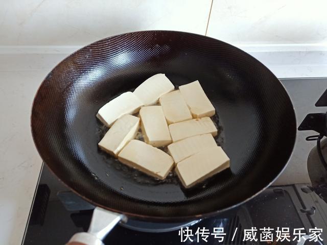 新春家宴10个菜，半小时左右就上桌，朋友夸老公倍有面子