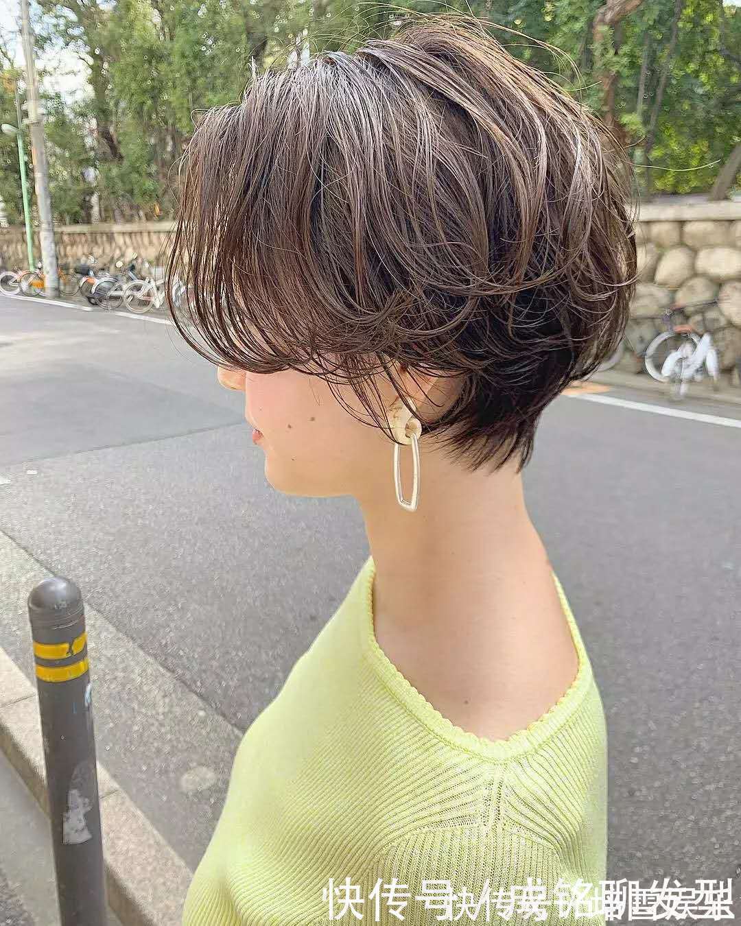 发型 剪短发“翻车”了!如何让头发长得快一些?三种方法让你秒换发型